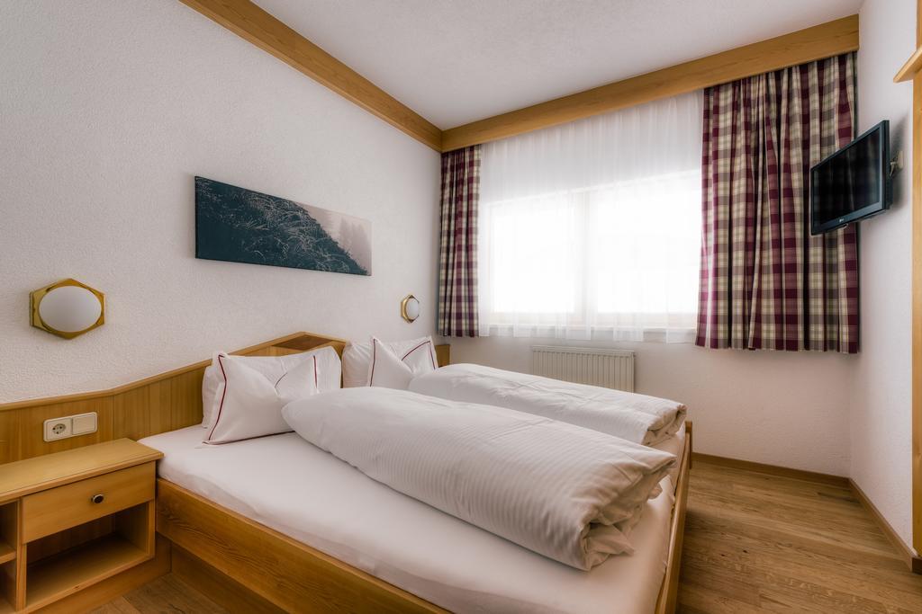 Bischoferhaus Apartment Serfaus Phòng bức ảnh